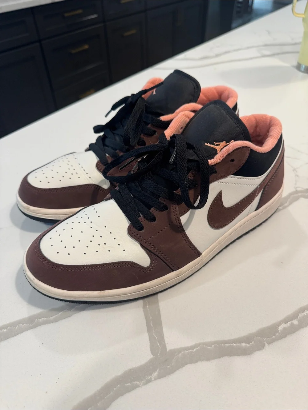 Jordan low top 1 SE mocha, men’s size 11